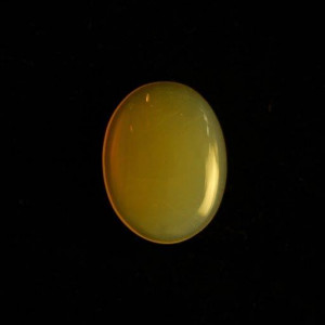 Australian Honey Opal – 12.00 Carat / 13.25 Ratti
