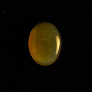 Australian Honey Opal – 13.60 Carat / 14.95 Ratti